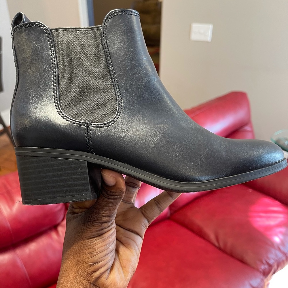 Women’s dress boots